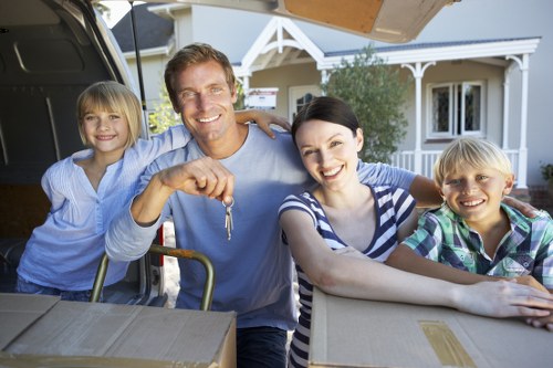 Removals van covering nearby Bromley areas and streets